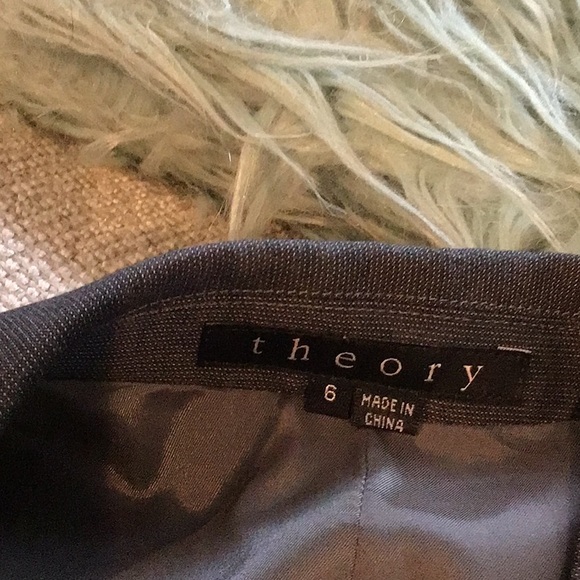 Theory Badelia blazer three button front (hidden when closed), gray, size 6 - Picture 11 of 11